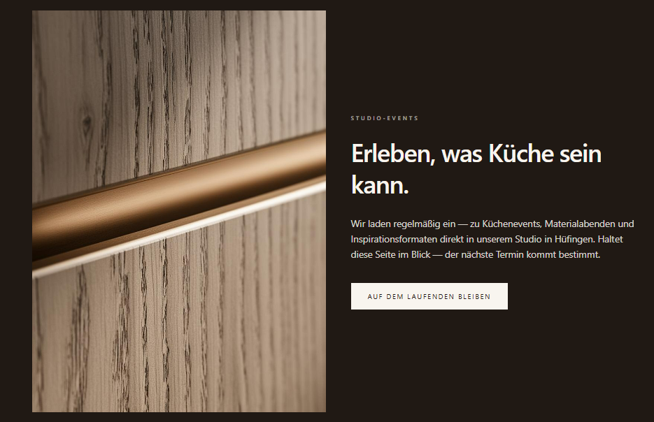 Detail einer Küchenfront mit goldenem Griffprofil